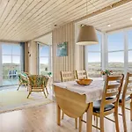 1 Bedroom In *