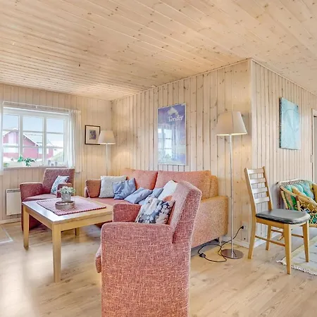 Fantastisk Hjem I Med Køkken Feriehus Romo